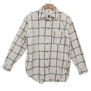 Universal Thread Shirt Womens Small Beige Oversized Fit Check Long Sleeve Cotton